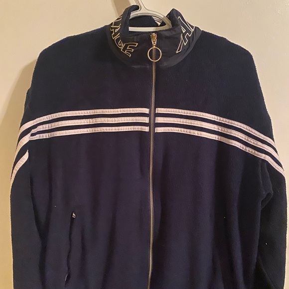 Palace x Adidas - Picture 1 of 3